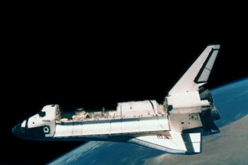 Das Weltraumlabor ohne Paletten in der Shuttle-Ladebucht