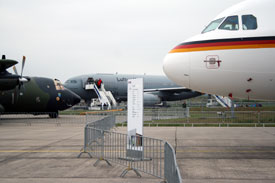 Bild mit C-160, A310 und A319