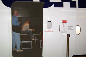 Die Sitzb&auml;nke waren etwas spartanisch