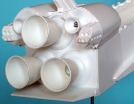 Heckschr�gansicht mit Anbauteilen