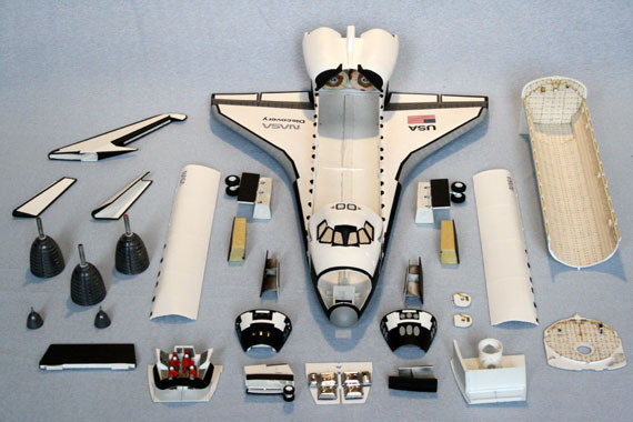 Foto vom Rohbau mit Einzelteilen