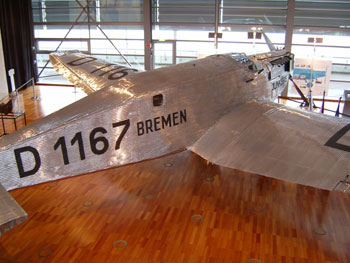 Junkers W 33 von hinten-rechts