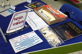 Bausatz, Literatur und Decals f&uuml;r das B737-Projekt