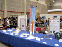 Foto vom Ausstellertisch in der Eilenriedehalle des HCC