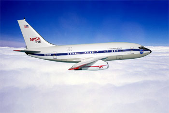 Bildcollage von der Boeing 737-130 NASA 515