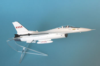 Bild von der General Dynamics F-16A NASA 516/816