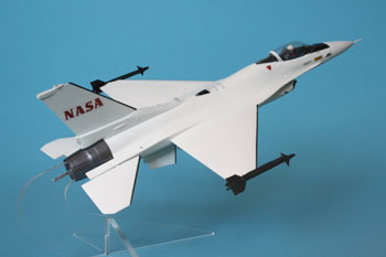 Bild von der General Dynamics F-16A NASA 516/816