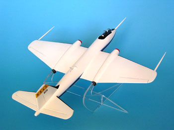 Bild von der Martin B-57B-MA NASA 809