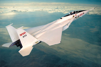Bild von der McDonnell Douglas F-15A NASA 835