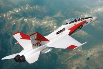 Bild von der McDonnell Douglas TF-18 NASA 845