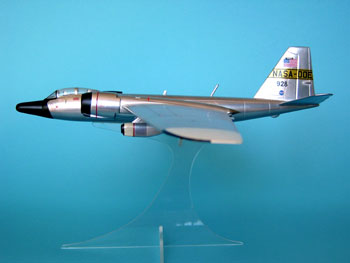 Bild von der General Dynamics/Martin WB-57F NASA 928