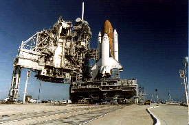 Startrampe 39B mit startbereitem STS