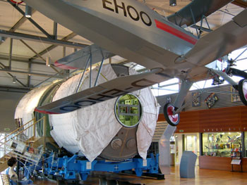 Spacelab-Experimentsegment von hinten-links