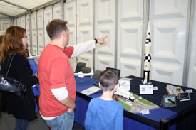 Innenaufnahme vom Ausstellungszelt